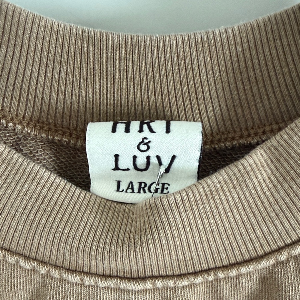NWOT HRT & LUV Taupe Keep Calm & Cowboy On Sweatshirt - Picture 4 of 7